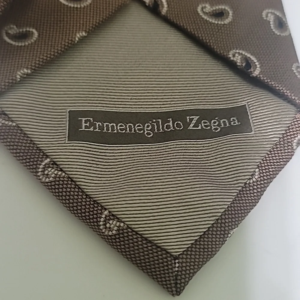 Ermenegildo Zegna Bronze Black Paisley Tie 61" Long 100% Silk - Picture 4 of 5